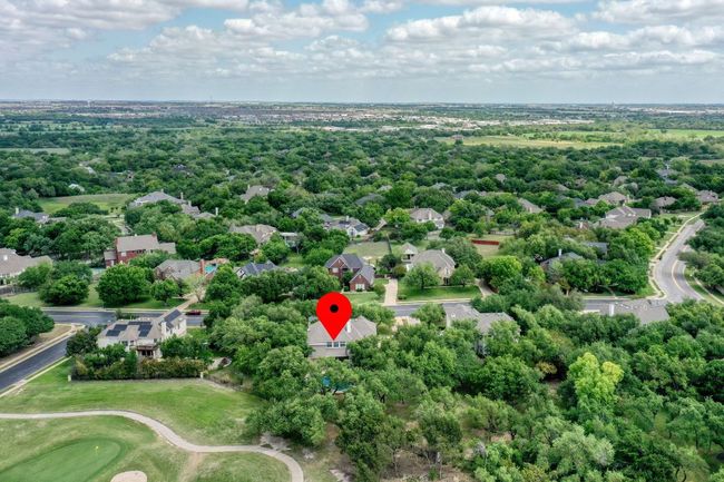 Aerial view with a residential view | Image 33