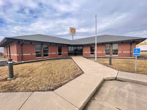 448 Lake Lida Ln, Rochelle, IL, 61068-8804 | Card Image