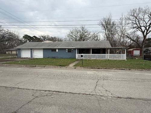 1217 N Lamb Street, Bowie, TX, 76230 | Card Image