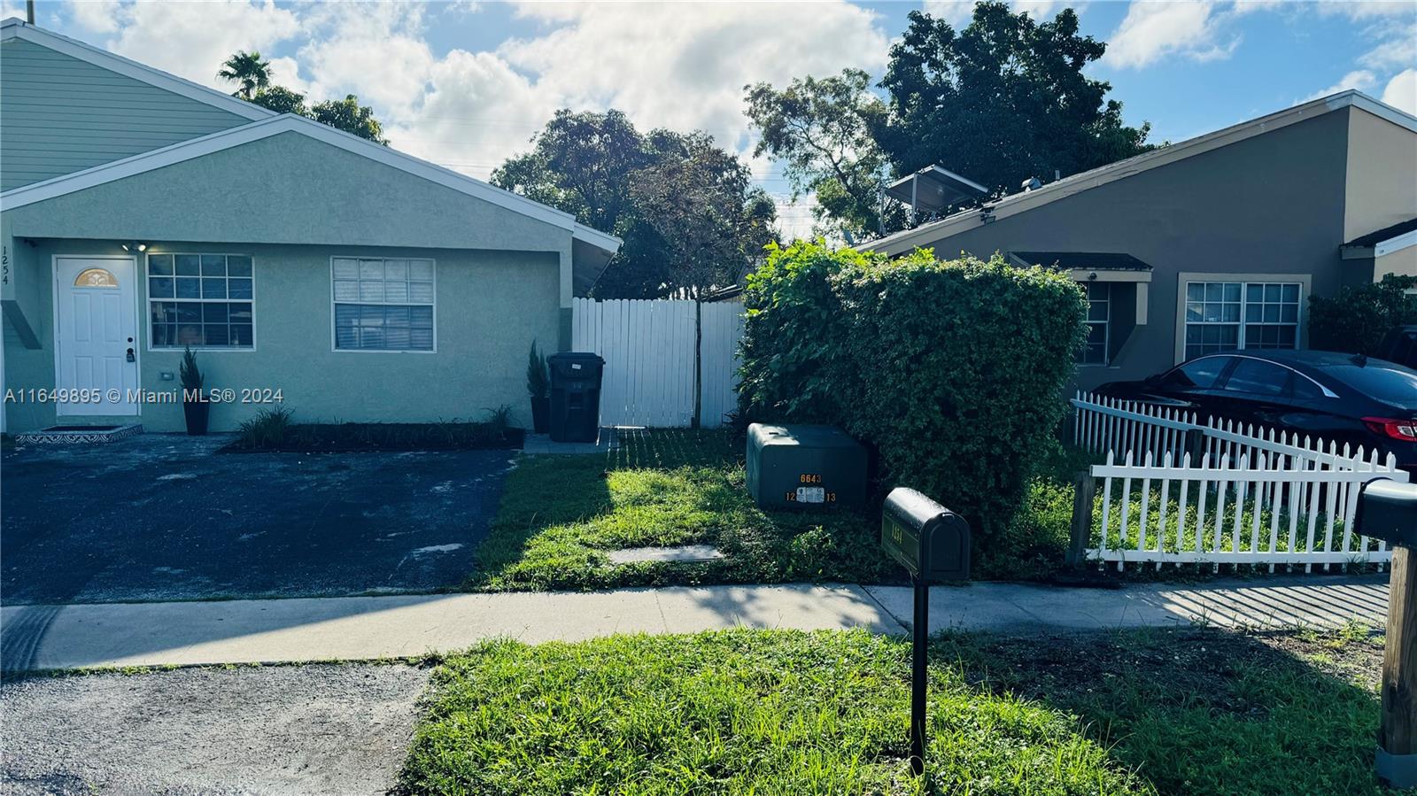 71st Ter, North Lauderdale, FL 33068