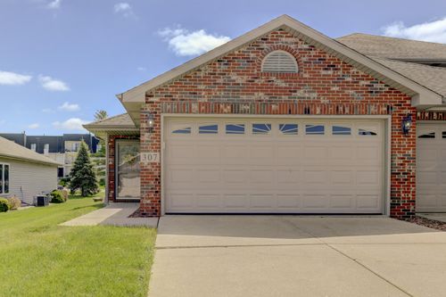 307 Deertrail Lane, Schererville, IN, 46375 | Card Image