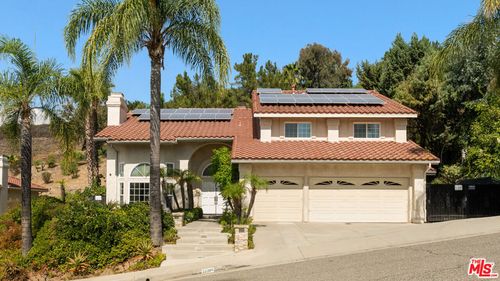 22205 Dardenne St, Calabasas, CA, 91302-5869 | Card Image