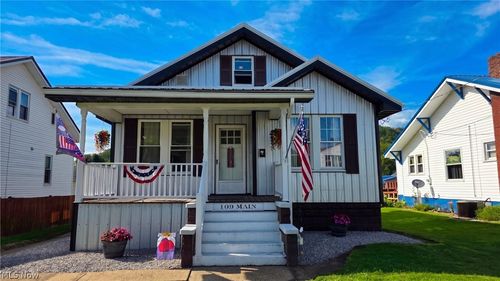 109 Main St, Powhatan Point, OH, 43942-1223 | Card Image