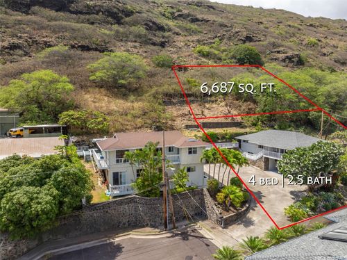 306 Moomuku Pl, Honolulu, HI, 96821-2241 | Card Image