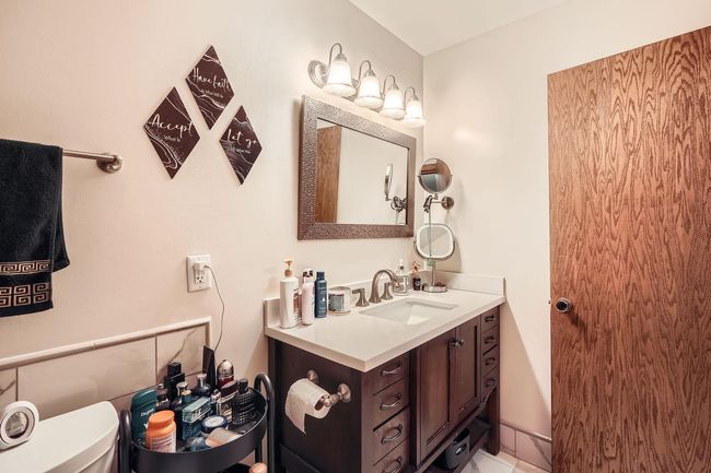 Full Bathroom | Image 16