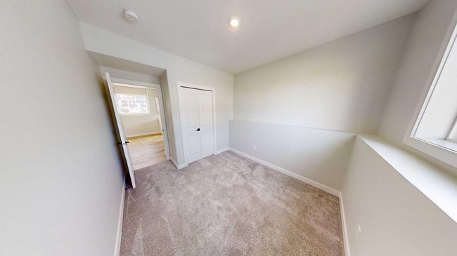 B - 9507 114 Ave, Home with 2 bedrooms, 1 bathrooms and null parking in Clairmont AB | Image 9