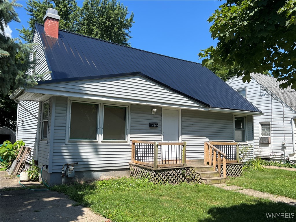 21st St, Niagara Falls, NY 14303