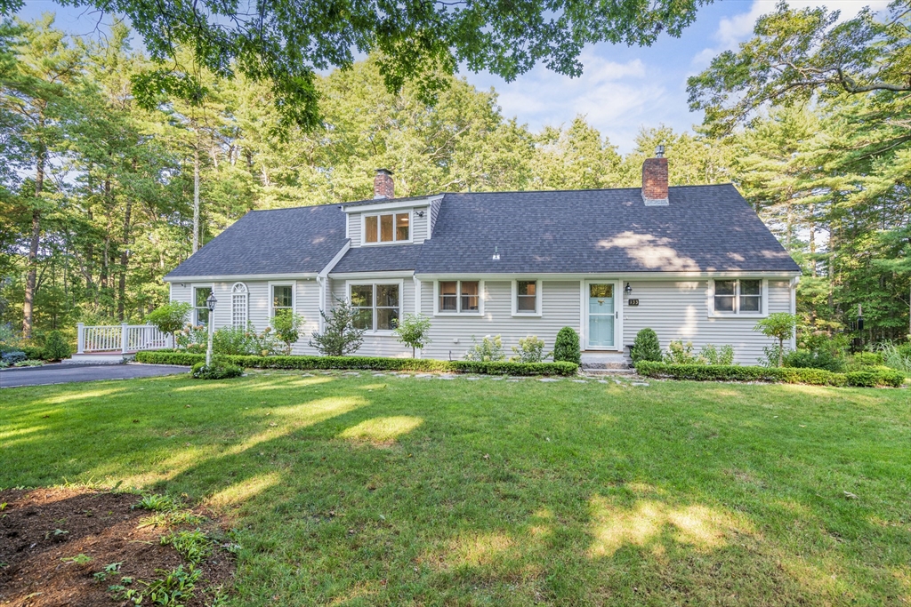 King Phillips Path, Duxbury, MA 02332