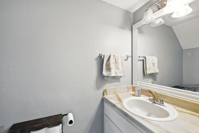 15 Abbey Rd, Townhouse with 2 bedrooms, 2 bathrooms and null parking in Euless TX | Image 14