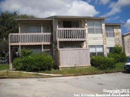 5944 Danny Kaye Dr, San Antonio, TX, 78240-1935 | Card Image