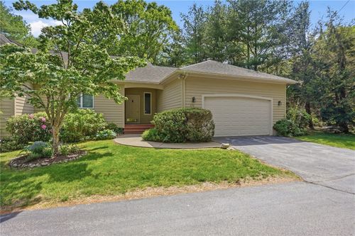 170 Pine Glen Drive, East Greenwich, RI, 02818 | Card Image