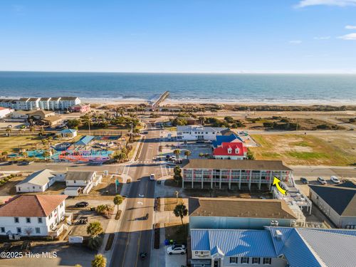 310-12 Causeway Dr, Ocean Isle Beach, NC, 28469-7504 | Card Image