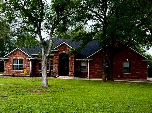104 Spring Br, Bastrop, TX, 78602-2945 | Card Image