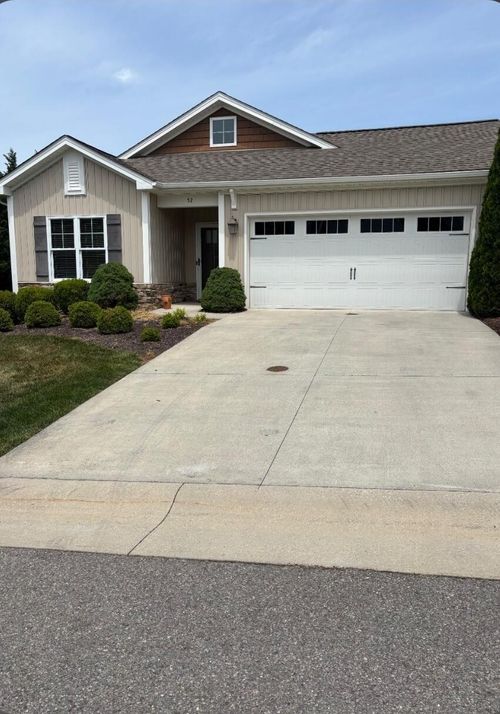 52 Santo Ct, Roanoke, VA, 24019-8688 | Card Image