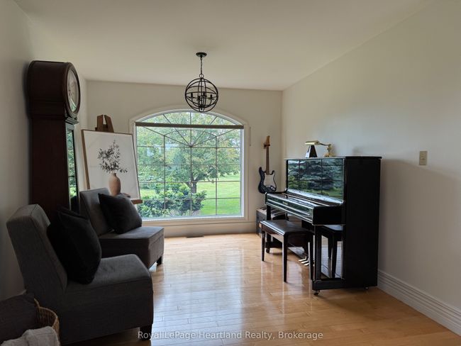 81572 Lucknow Line, Home with 4 bedrooms, 2 bathrooms and 10 parking in Goderich ON | Image 12