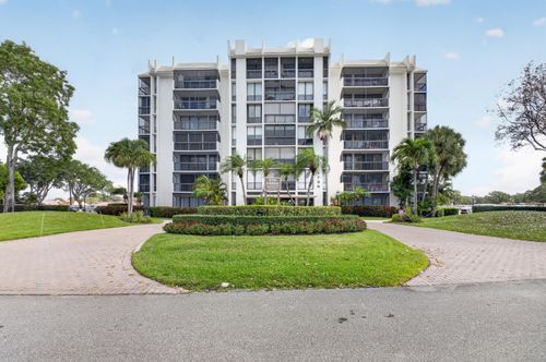 1732 Bridgewood Dr, Boca Raton, FL, 33434-4139 | Card Image