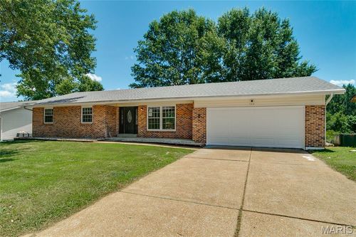 742 Boca Chica Dr, Fenton, MO, 63026-5304 | Card Image