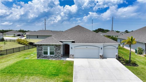 4308 Lago Vista Dr, Sebastian, FL, 32976-8107 | Card Image