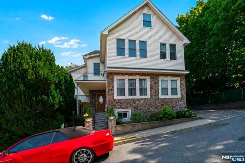 105 Kossuth Street, Wallington, NJ, 07057 | Card Image