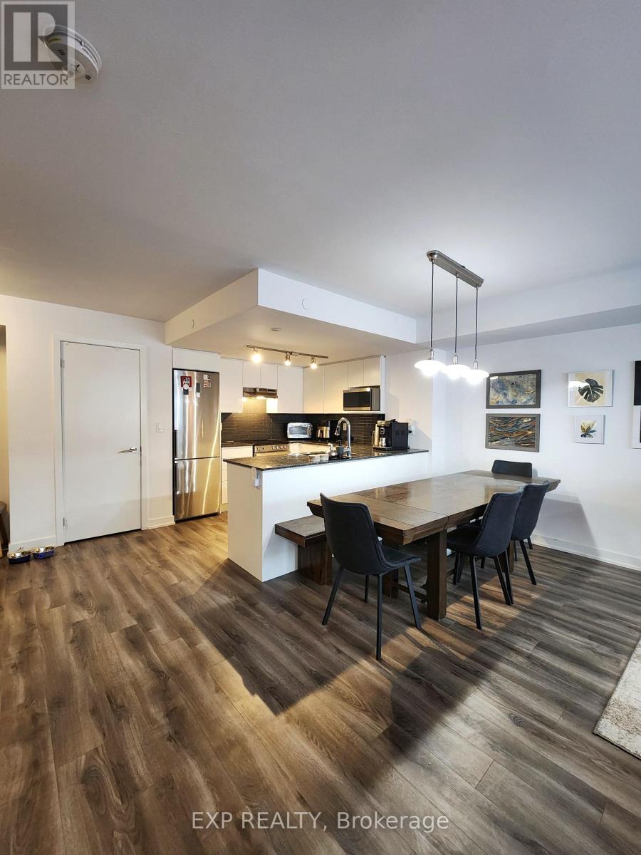 Residential Lease in Toronto (Englemount-Lawrence)