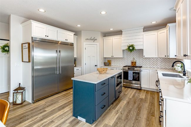 608 Pointer Cir, House other with 5 bedrooms, 3 bathrooms and null parking in Center Point IA | Image 7
