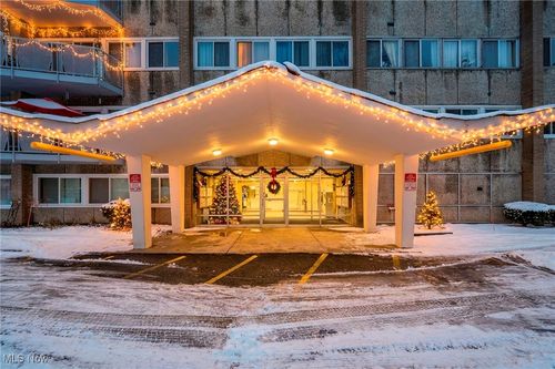 apt-407-6640 Pearl Rd, Parma Heights, OH, 44130-3833 | Card Image