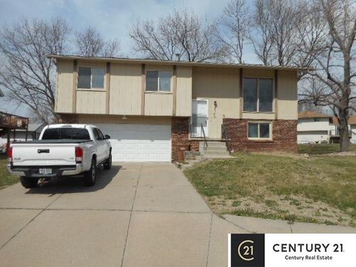 2306 Middletown Pl, Bellevue, NE, 68123-1060 | Card Image