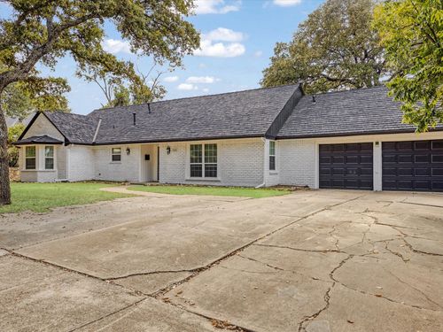 3805 Kimberly Ln, Fort Worth, TX, 76133-2020 | Card Image