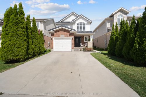 1055 Crosscreek Cres, London, ON, N5Y6K9 | Card Image