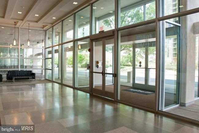 APT-1009 - 4600 S Four Mile Run Dr, Condo with 0 bedrooms, 1 bathrooms and null parking in ARLINGTON VA | Image 4