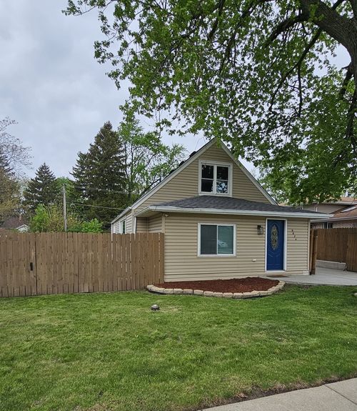 9634 Meade Ave, Oak Lawn, IL, 60453-2745 | Card Image