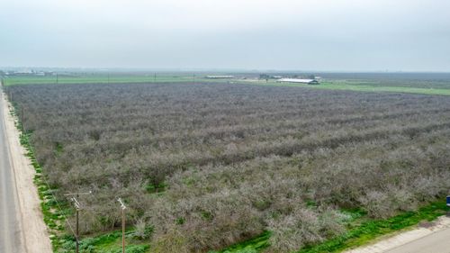 12394 Avenue 184, Tulare, CA, 93274 | Card Image