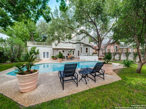 129 Wickes St, San Antonio, TX, 78210-1160 | Card Image