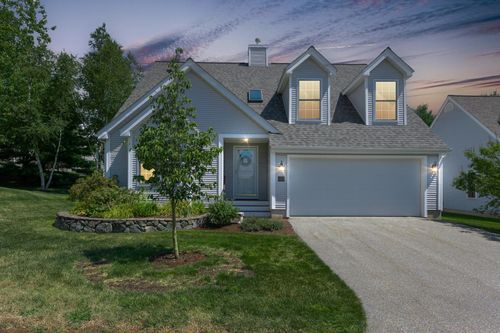 100 Hampton Mdws, Hampton, NH, 03842-1817 | Card Image