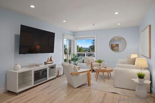 apt-106-4730 Noyes St, San Diego, CA, 92109-3638 | Card Image