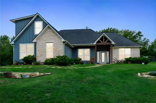 10856 Whispering Oaks Dr, Hearne, TX, 77859-9791 | Card Image