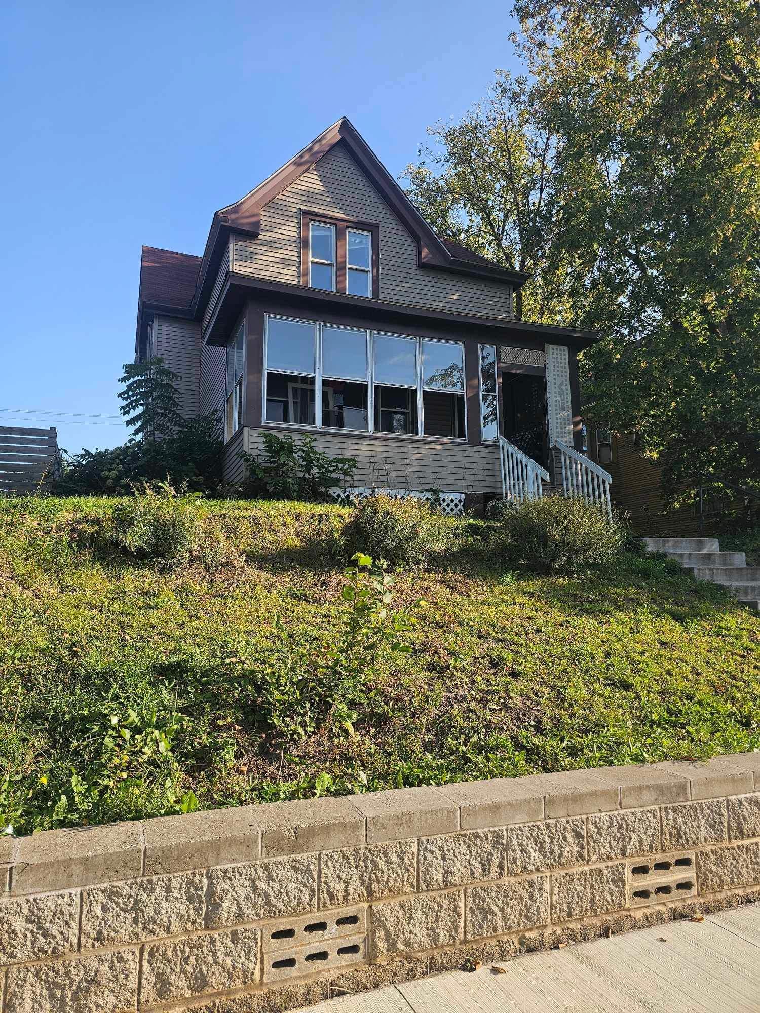 Minnehaha Ave, Saint Paul, MN 55106
