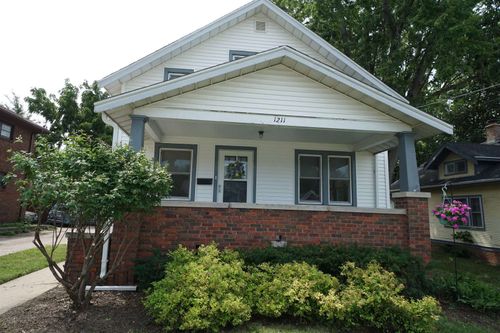 1211 18th St, Rockford, IL, 61104-3423 | Card Image