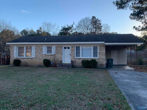 4211 Teejay Dr Nw, Huntsville, AL, 35810-1939 | Card Image