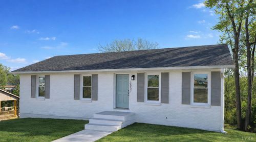 3567 Wards Rd, Altavista, VA, 24517-4040 | Card Image