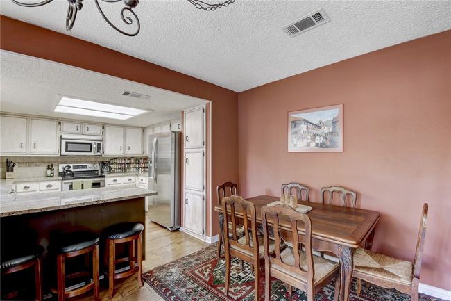 9001 Bubbling Springs Trl, House other with 4 bedrooms, 2 bathrooms and 4 parking in Austin TX | Image 10