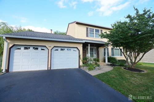 19 Wetherhill Way, Dayton, NJ, 08810-1607 | Card Image