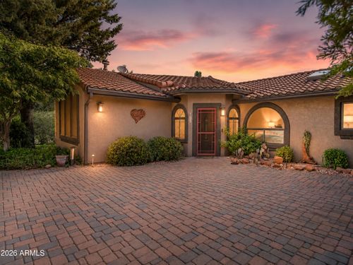 185 Deer Pass Dr, Sedona, AZ, 86351-7569 | Card Image