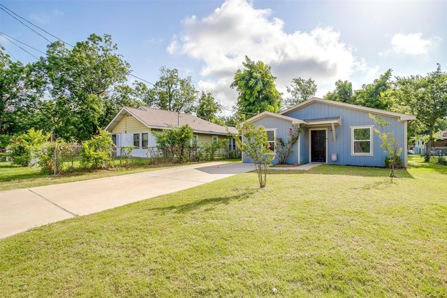 Single story home with driveway | Image 35
