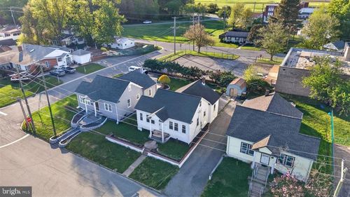 615 W 13th St, Historic New Castle, DE, 19720-4937 | Card Image