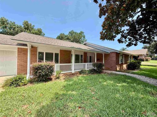 204 Nandina Rd, Gulf Breeze, FL, 32561-4610 | Card Image