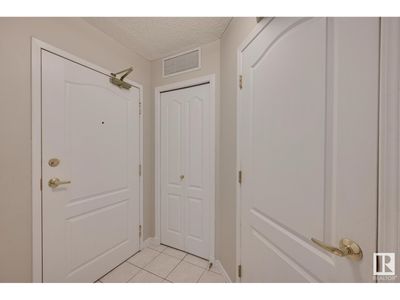 708 - 10909 103 Ave Nw, Condo with 2 bedrooms, 2 bathrooms and null parking in Edmonton AB | Image 3