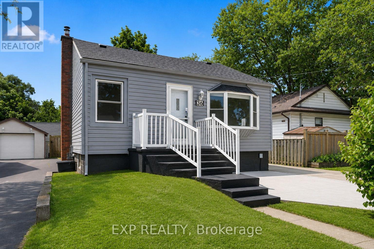 Residential in Hamilton (Normanhurst) 4