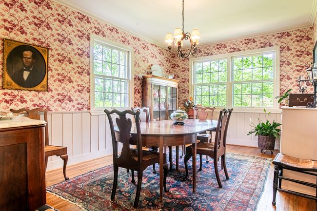 Light Filled Dining Room | Image 21