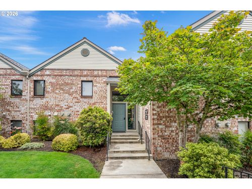 15-16190 Sw 130th Ter, Tigard, OR, 97224-3001 | Card Image